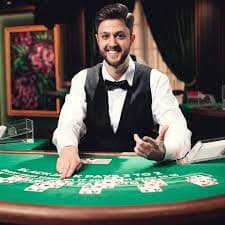 Tabel strategi blackjack dasar yang membantu pemain megaseloto membuat keputusan optimal